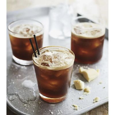 Conveniente crema de café blanco soluble en agua fría con 35% de grasa y 1-4% de proteínas